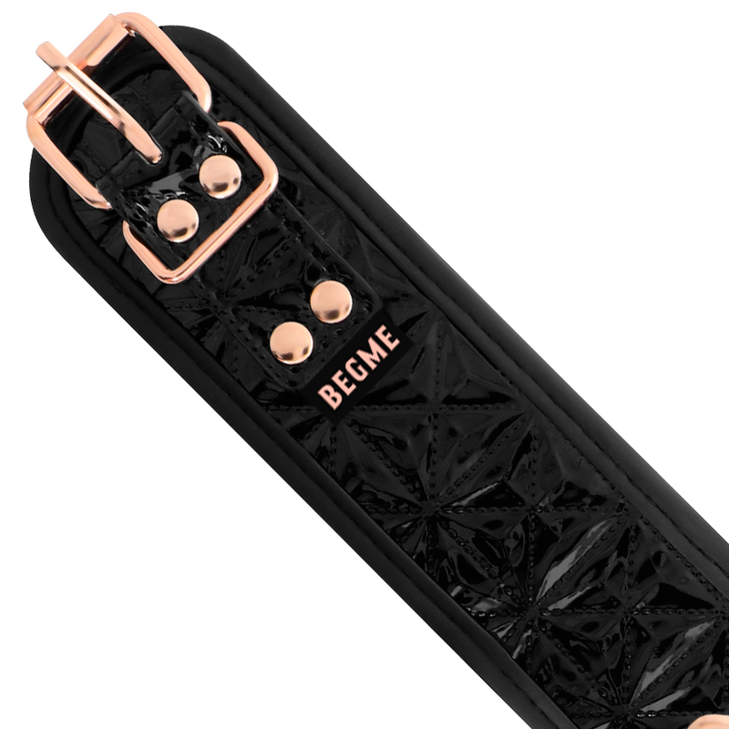 Collare BDSM in Pelle Vegana Begme Black Edition — Nickel Free