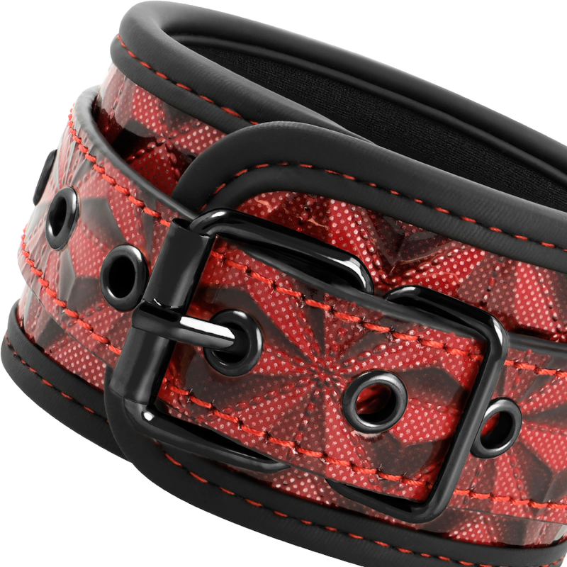 Manette BDSM in Pelle Vegana Begme Red Edition — Fodera Neoprene