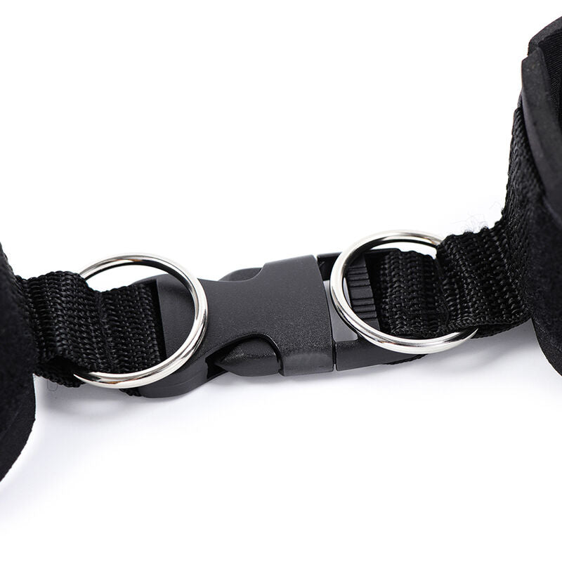 Manette BDSM in Neoprene Ohmama Fetish — con Gancio e Anello