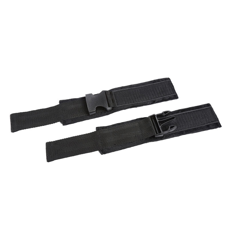 Manette BDSM in Nylon Ohmama Fetish — Gancio e Anello