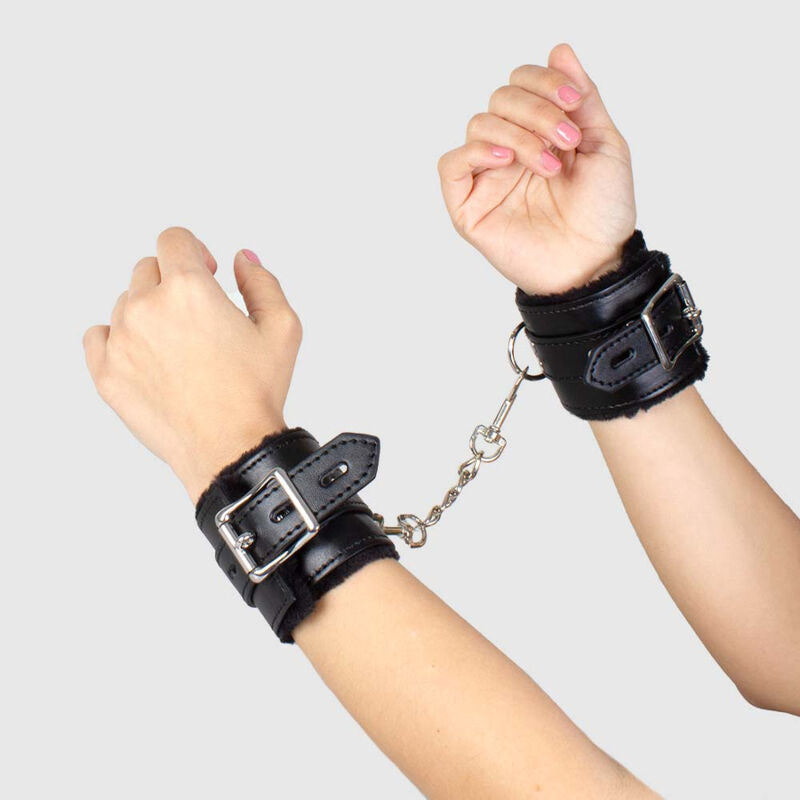 Manette BDSM in Ecopelle Secretplay Black Collection — Imbottite