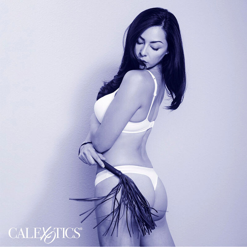 Frusta Bondage Calexotics Nocturnal Flogger — Pelle Nera