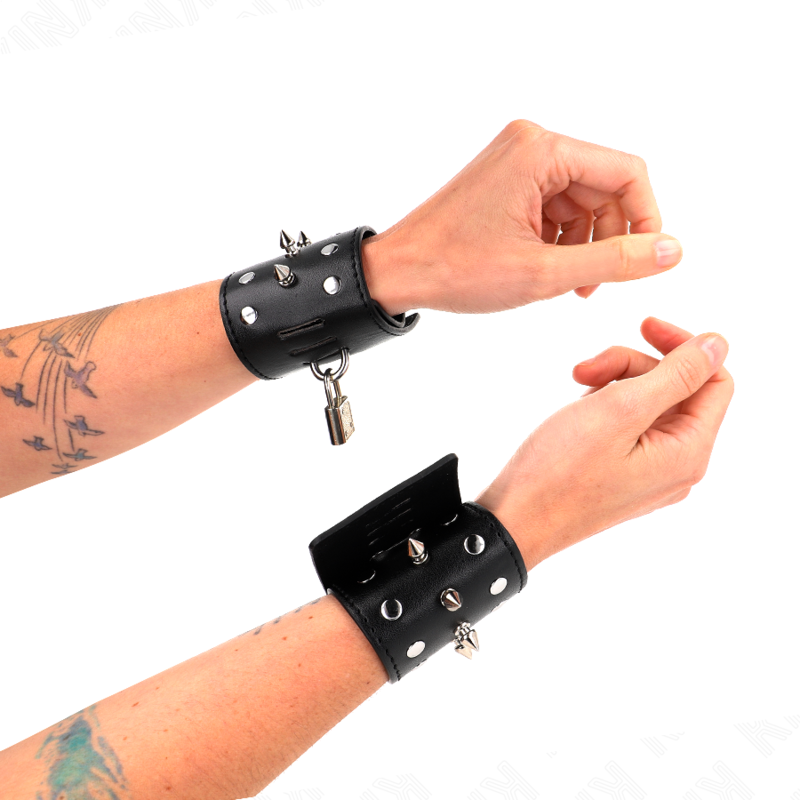 Manette BDSM con Borchie Kink Punk — 25 x 6 cm