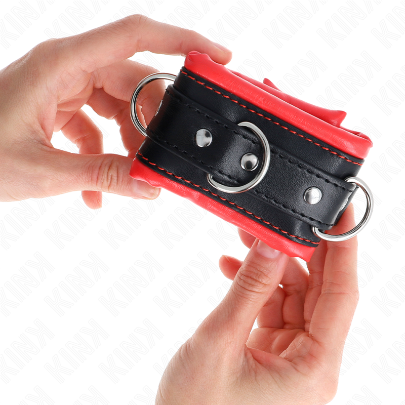 Manette BDSM con Fodera in Pelliccia Kink — Regolabili, Rosse