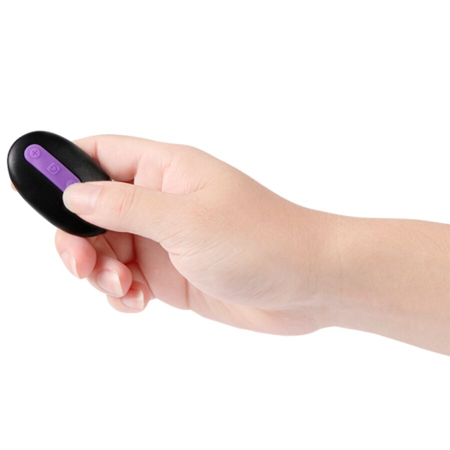 Dildo Realistico Vibrante con Stimolatore Shequ Julian — 16 cm