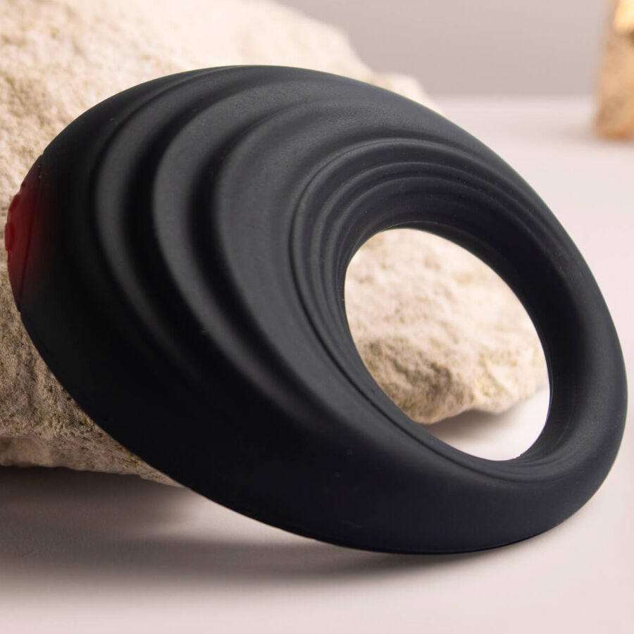 Anello Fallico Vibrante Rocks-Off Spire — Silicone, Nero