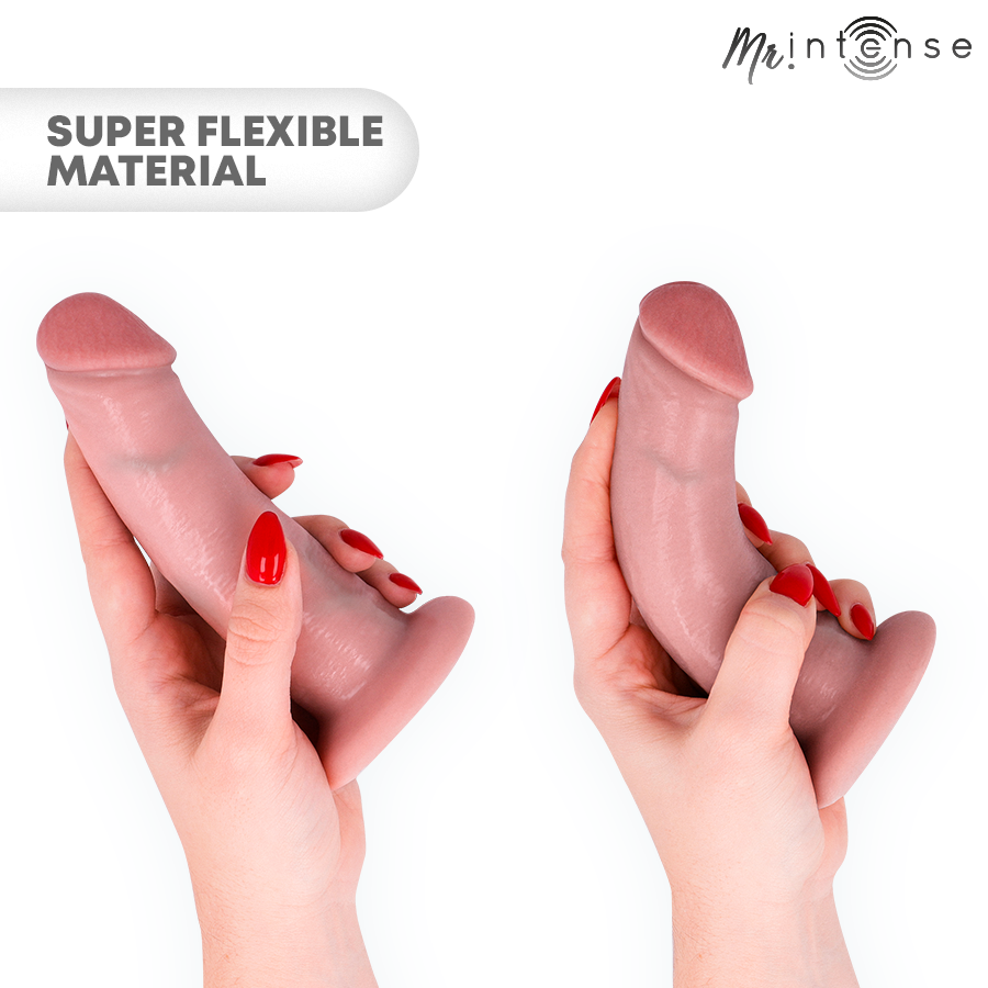 Dildo MR. INTENSE Terence 16,5 cm — Realistico