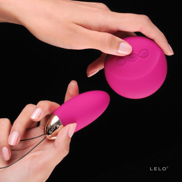 Uovo Vibrante con Telecomando LELO Lyla 2 — SenseMotion, Cerise