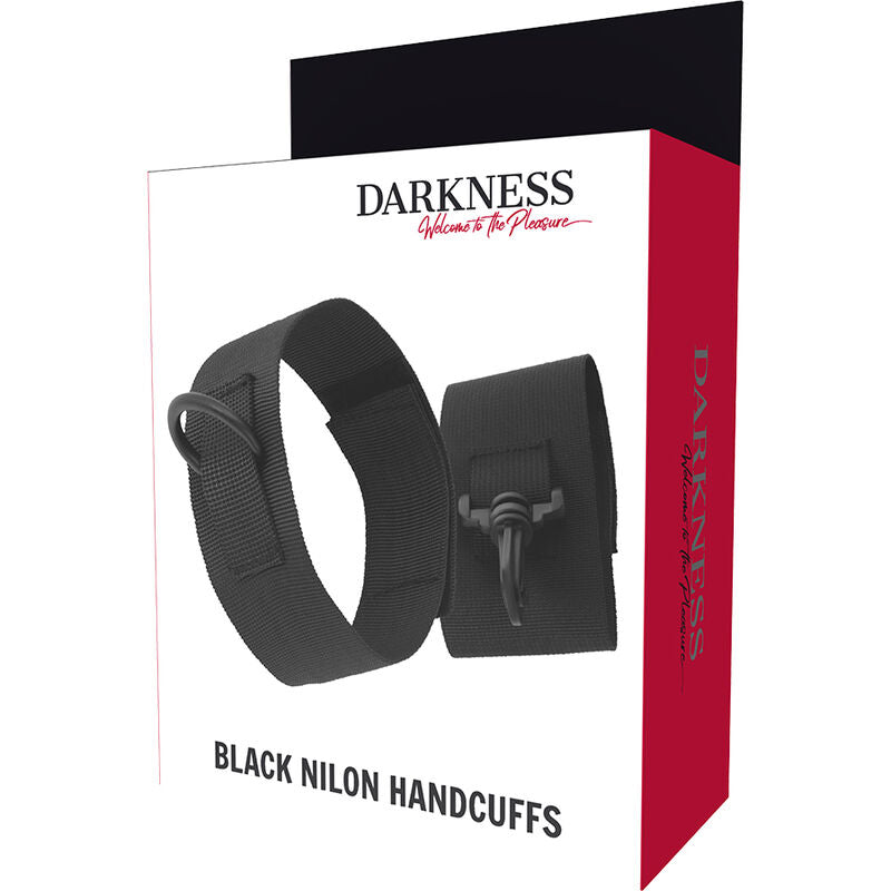 Manette BDSM in Nylon Darkness — Per Principianti